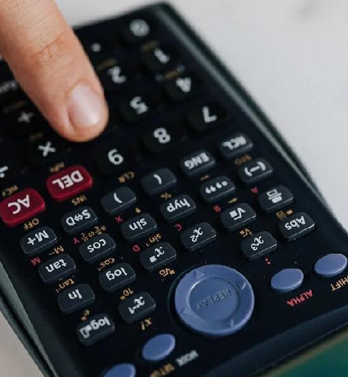 Make better technology buying decisions with this ROI calculator from Nucleus Research. Accurately calculate ROI, TCO, payback period, and NPV.